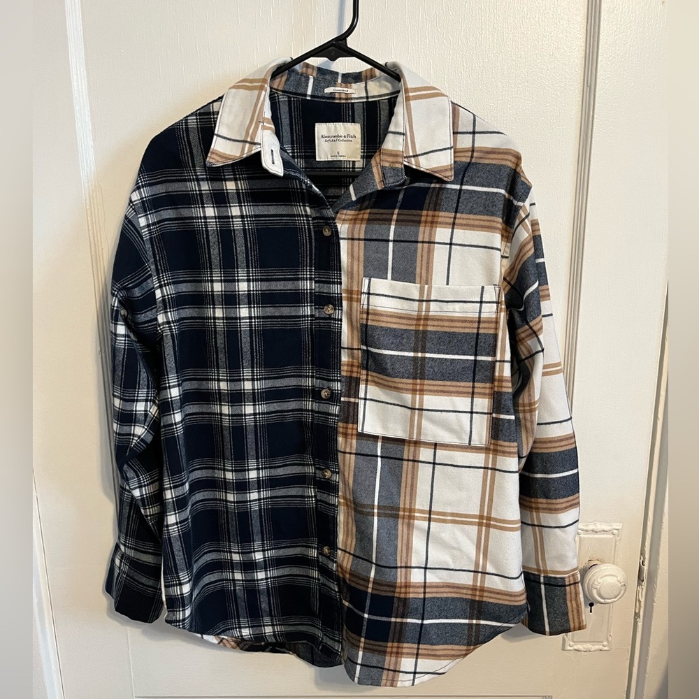 A&F soft af oversized colorblock flannel shirt